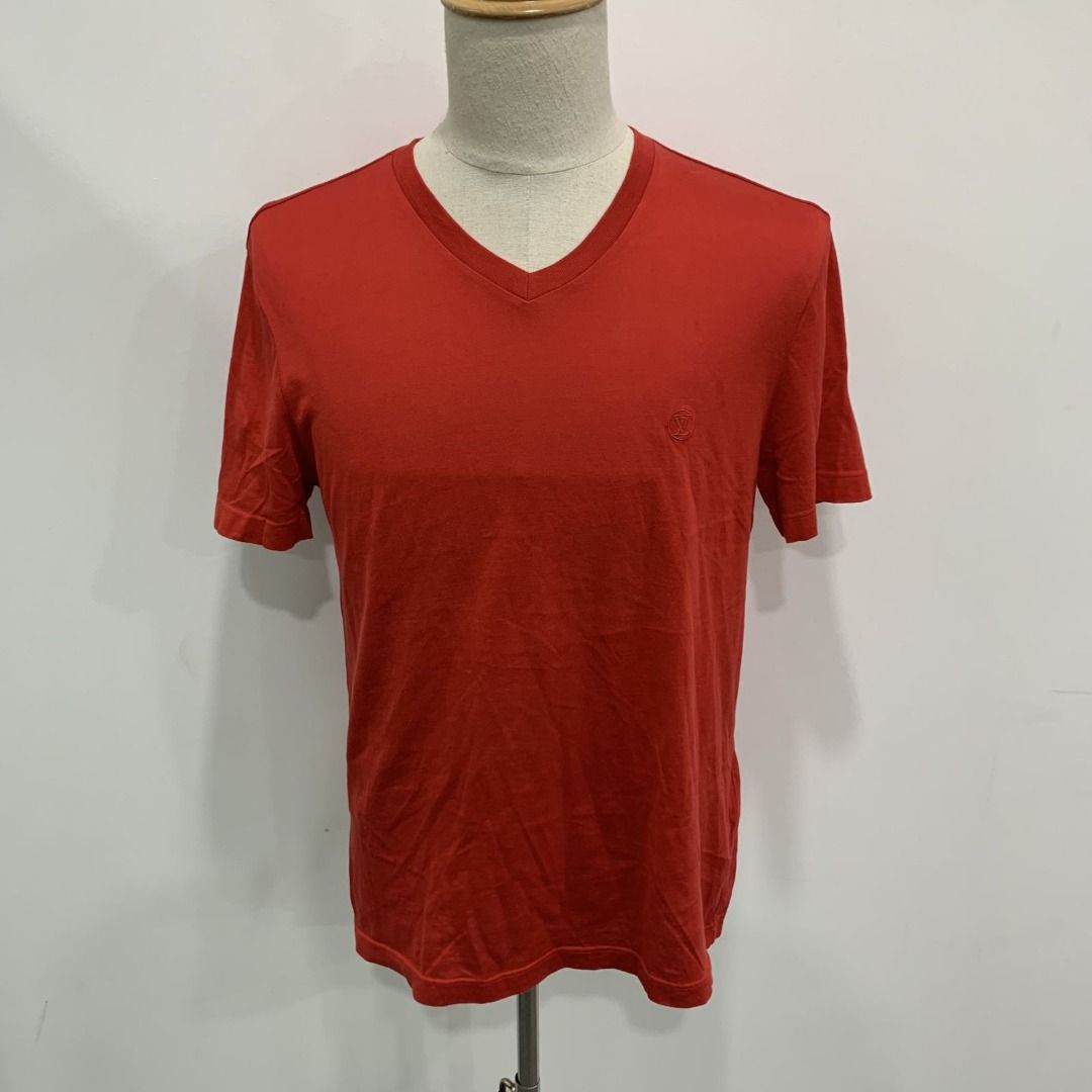 Louis Vuitton Red Graphic Logo T-Shirt – Savonches