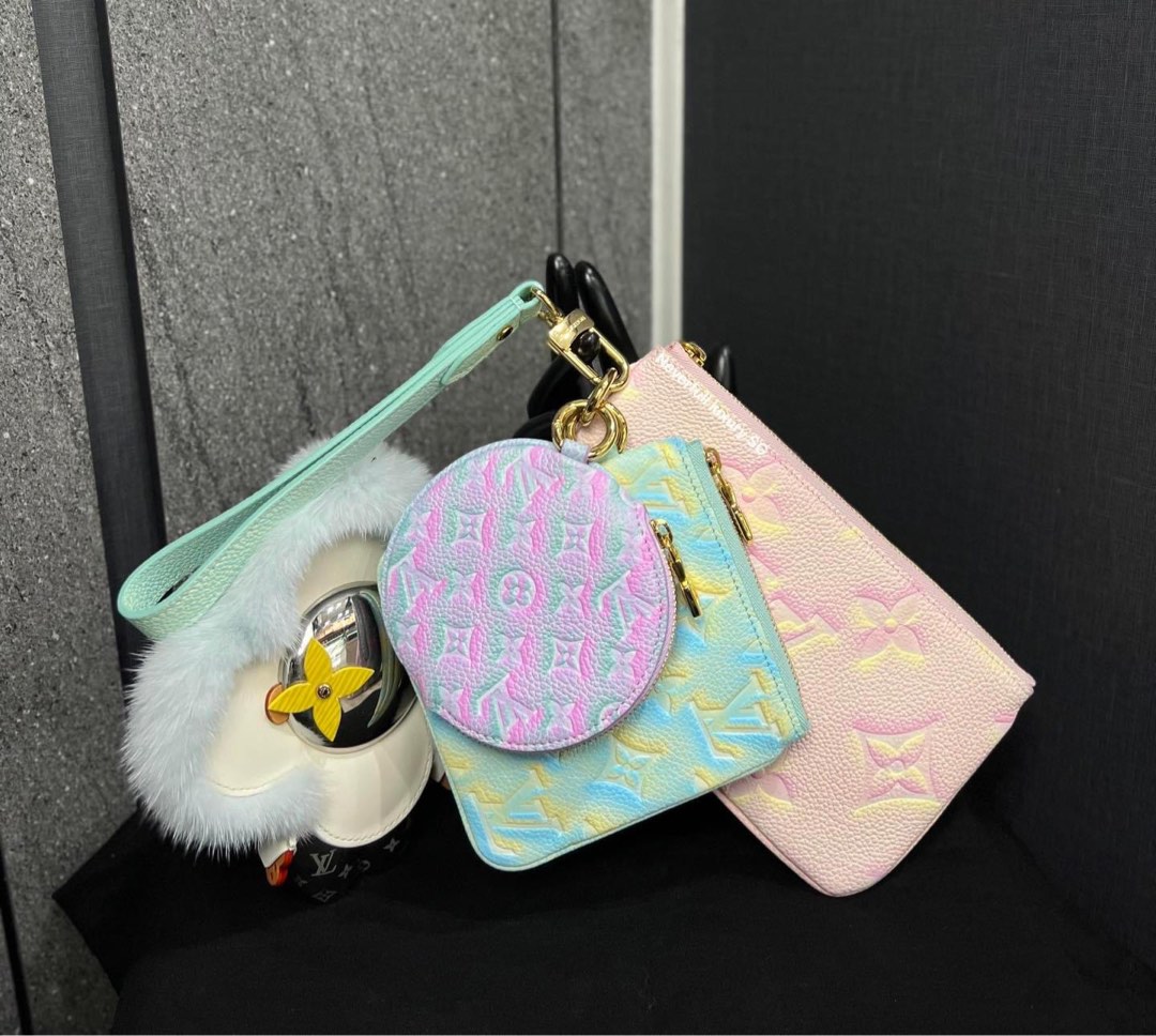 used Pre-owned Louis Vuitton Louis Vuitton Pochette Trio Summer Stardust Collection Mini Pouch Set of 3 Monogram Implant Leather Light Pink/Blue