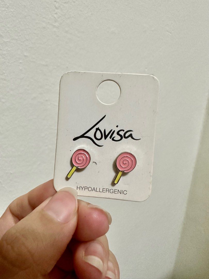 Hypoallergenic sales earrings lovisa