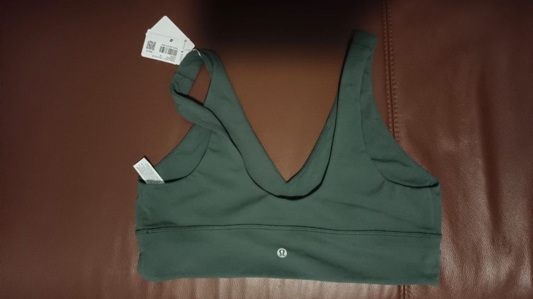 lululemon Align™ V-Neck Bra Light Support, A/B Cup (size 14), Women's  Fashion, Activewear on Carousell