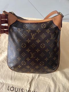 LV Sling Vintage Bag (small), Luxury, Bags & Wallets on Carousell
