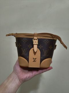 ❤️Louis Vuitton Noe Pouch❤️ - Inventory 860 📞+65 8023 4618 🏠62 Ubi Road 1  Oxley Bizhub 2 #01-34 Singapore 408734 I1bag is a Singapore…