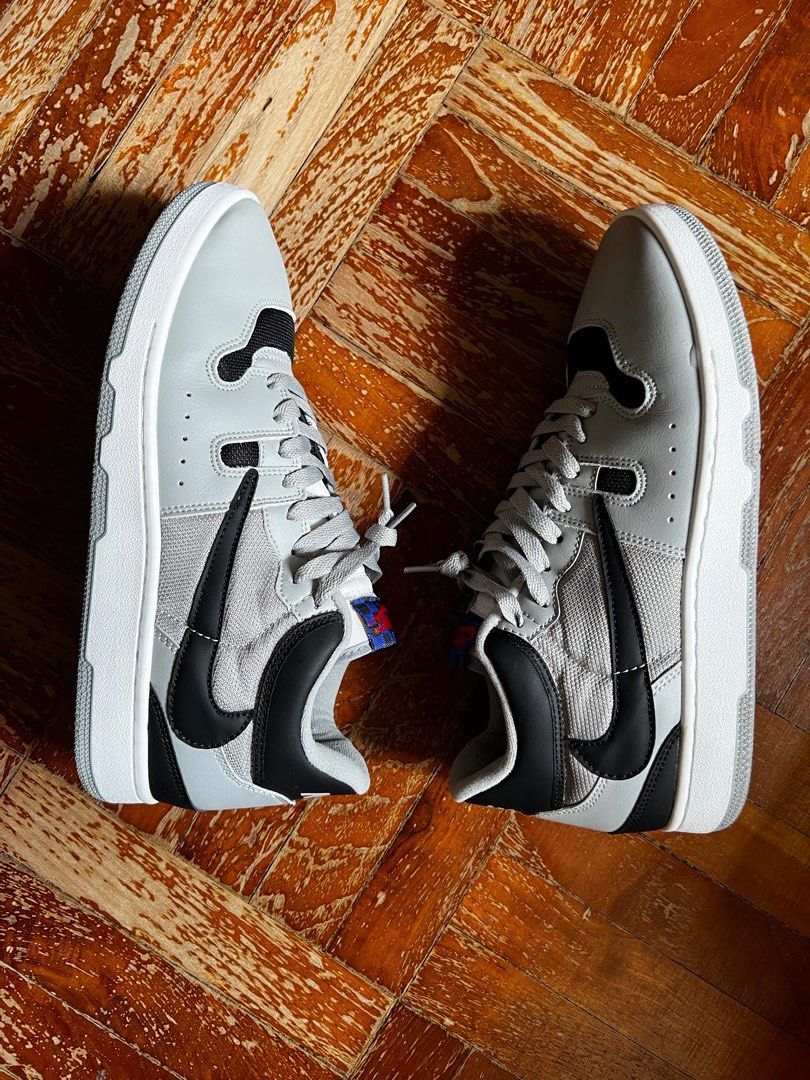 Mac Attack Travis Scott (Category: Sneakers) located in Singapore. Submitted by jon_declutters (Listing ID 1260146945, Image 1). Description: Nike US10, EU44.