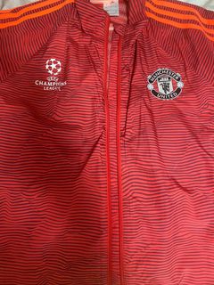 Affordable manchester united jacket For Sale Activewear Carousell Singapore