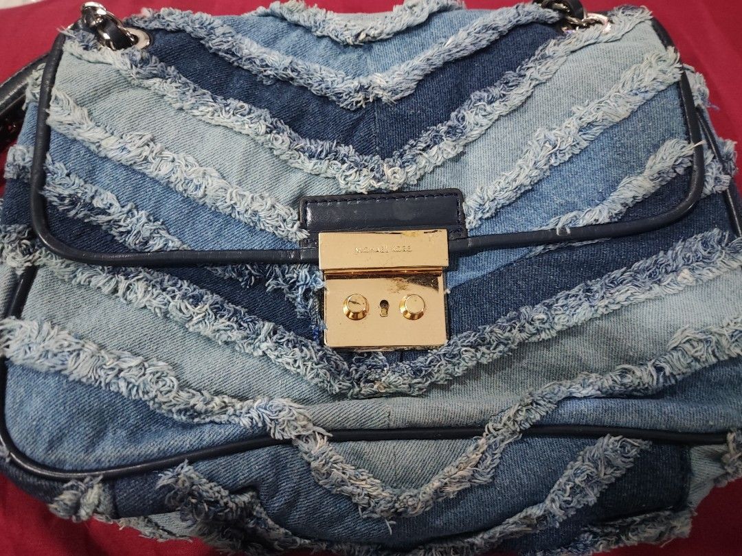 Michael kors chevron bag deals