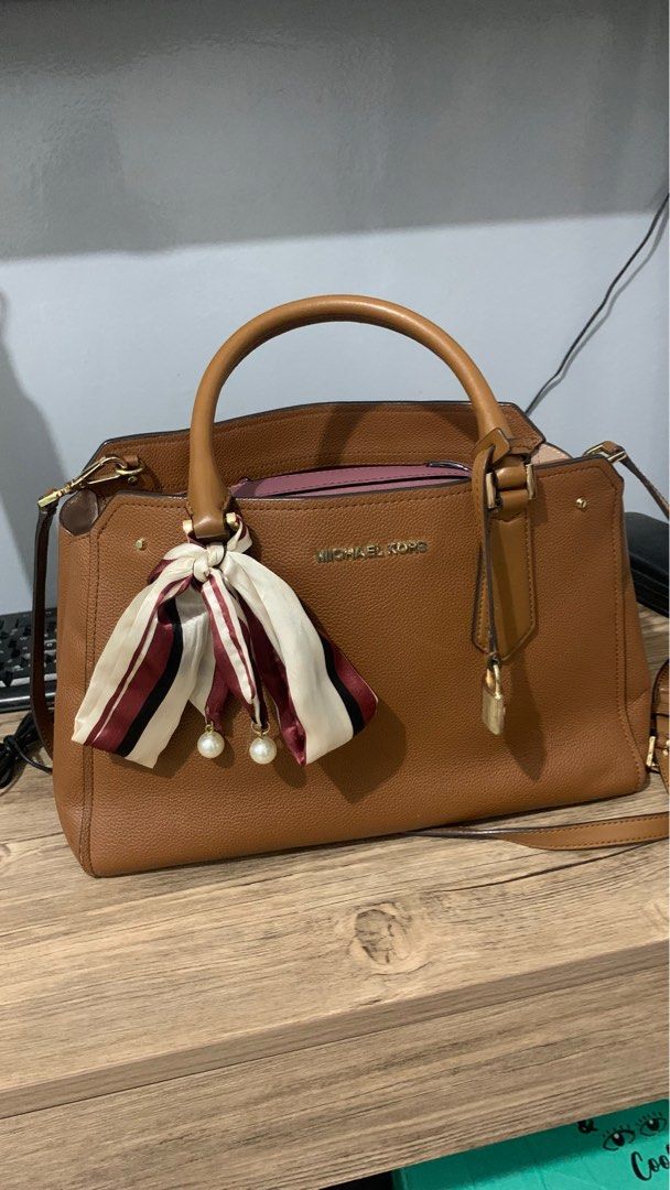 Michael michael kors shop hayes pebble leather tote