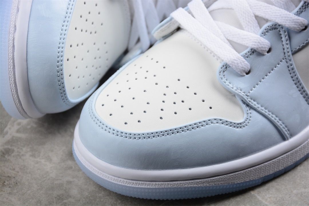 Glitter outlet jordan shoes