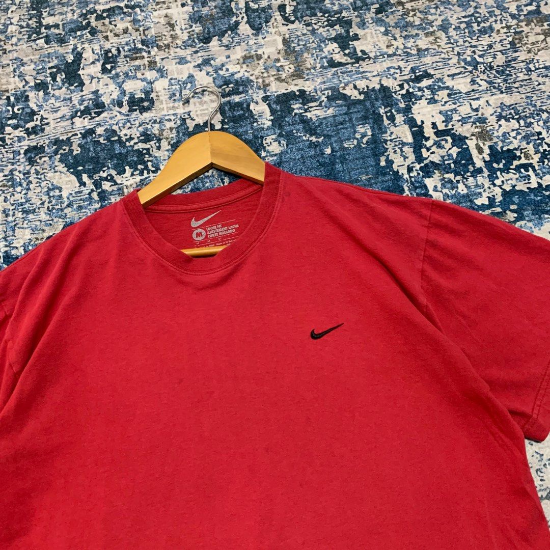 nike mini swoosh Luxury Apparel on Carousell