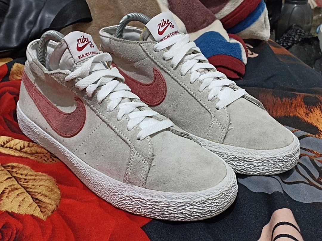 Nike chukka low hot sale