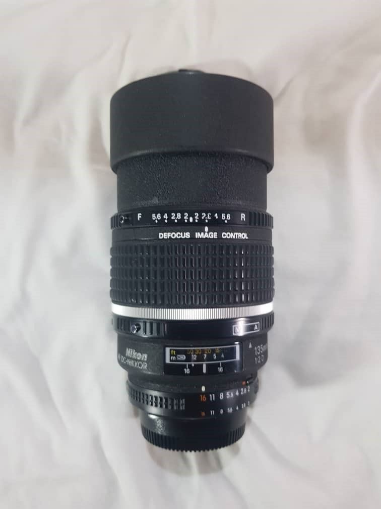 Nikkor AF 135mm f/2 DC, Photography, Lens & Kits on Carousell