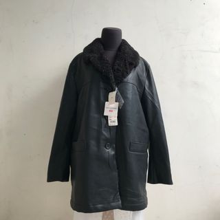 NWT Uniqlo sherpa leather coat - 1108