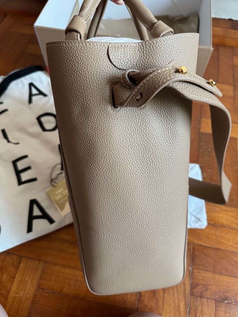 Oleada Nano Marina Bucket Bag