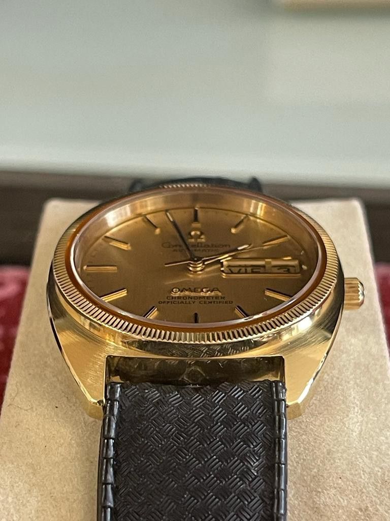 瑞士Omega Constellation Day Date 18K Gold (35mm), 名牌, 手錶