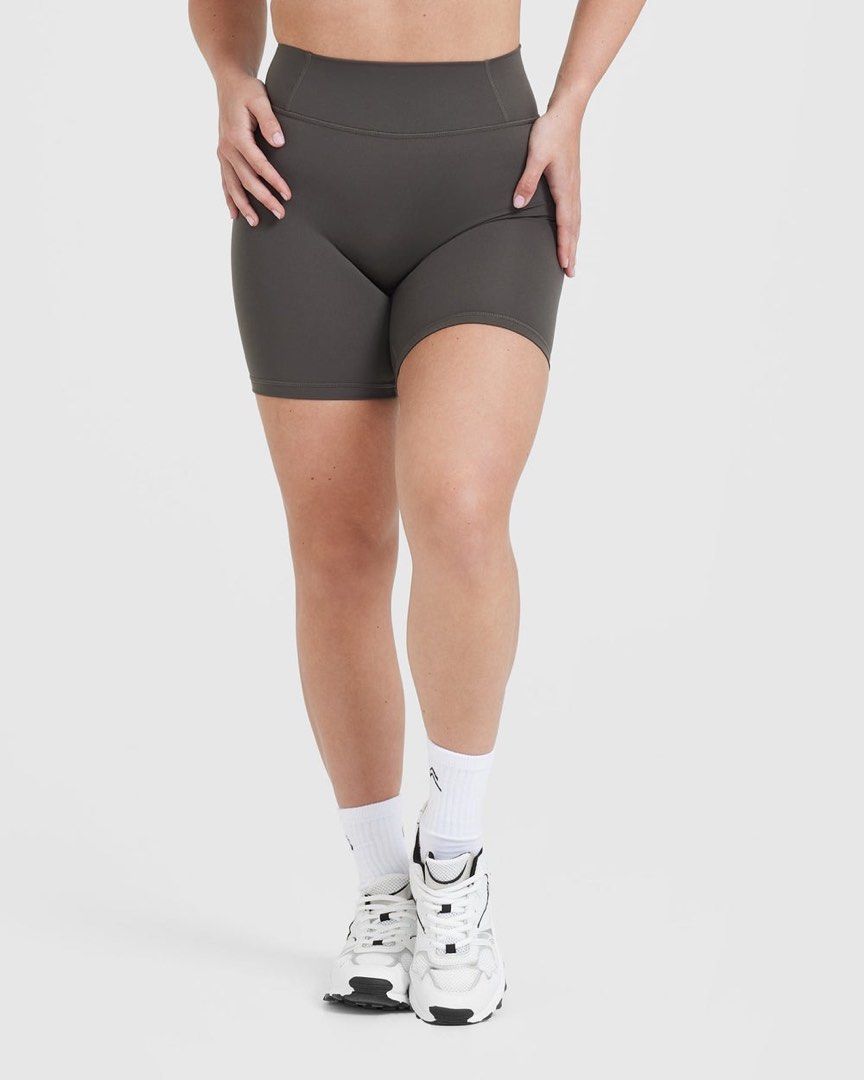 Oner Active Timeless High Waisted Shorts in Deep Taupe, Women's Fashion,  Activewear on Carousell