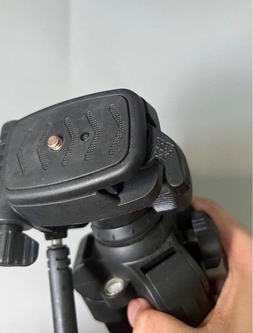 Original BENRO T600EX Photo & Video Camera Tripod from Henry's