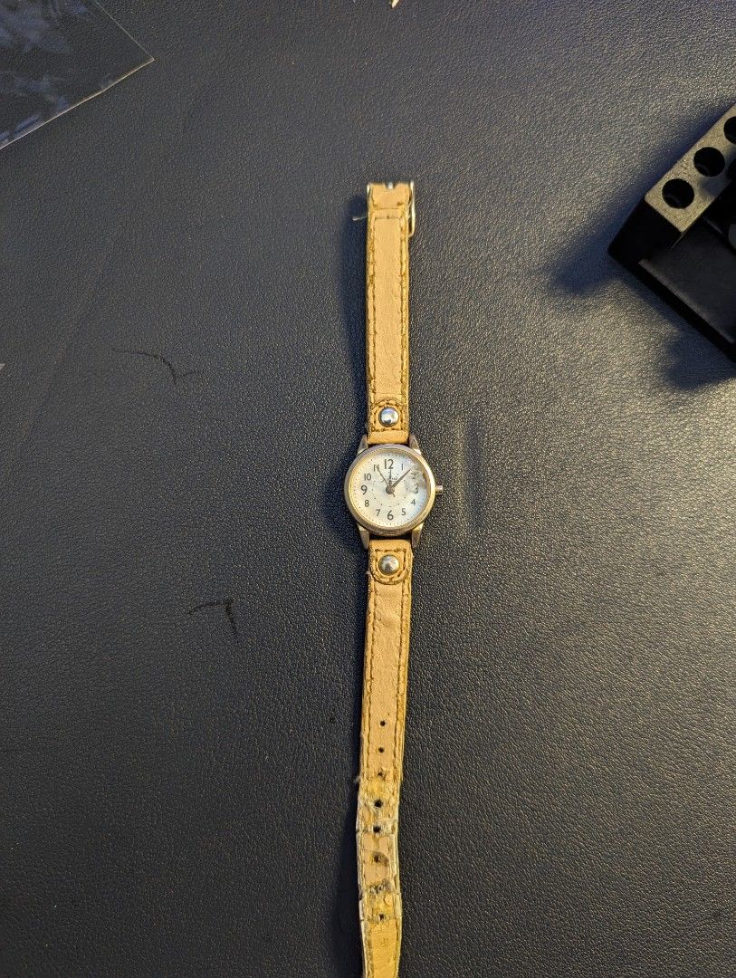 Axis watch 2025 brand
