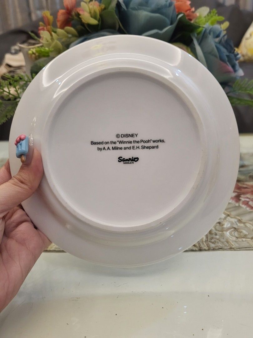 Pooh & Tigger Mini Plate (Category: Other Kitchenware & Tableware) located in San Fernando. Submitted by jpmarketplace2023 (Listing ID 1263646095, Image 2). Description: -Pooh & Tigger mini plate for only PHP150 -Authentic from Japan.