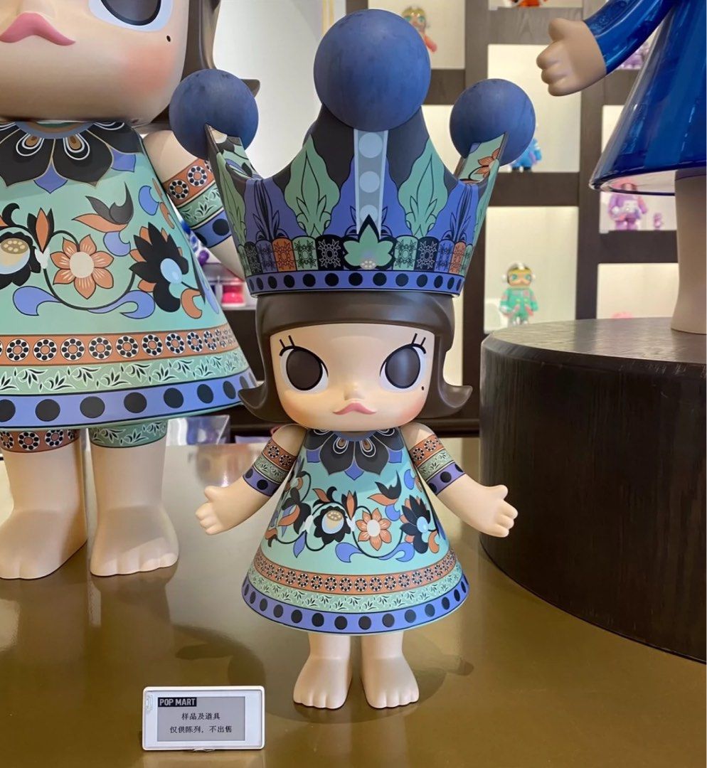 POP MART MEGA MOLLY 400 ％ 常沙娜敦煌, 興趣及遊戲, 玩具& 遊戲類