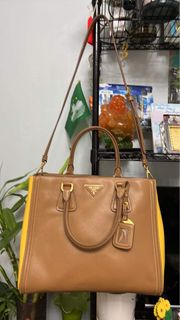 （分類：）位於 。 由 belen128 提交（商品編號 1263639697，圖片 1）。簡介： 。