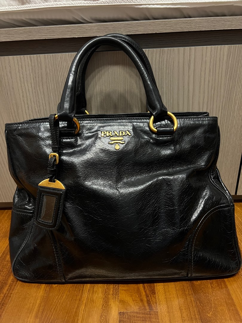 Prada vitello shine best sale bag