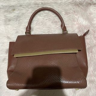 (Category: ) located in . Submitted by avictirona (Listing ID 1263625844, Image 1). Description: .