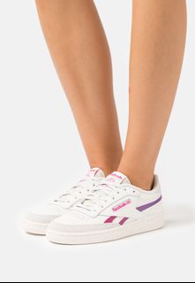 (Category: ) located in . Submitted by shopschic (Listing ID 1263680960, Image 1). Description: .