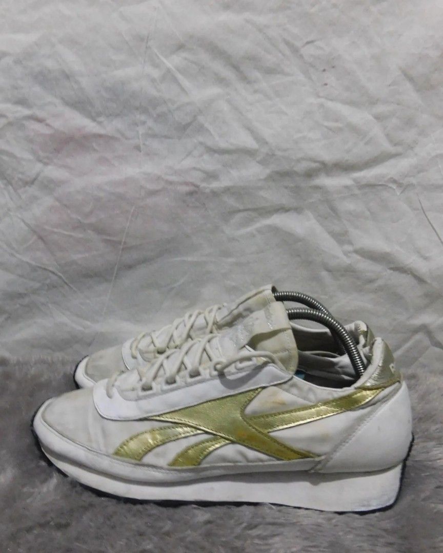 Reebok outlet aztec gold