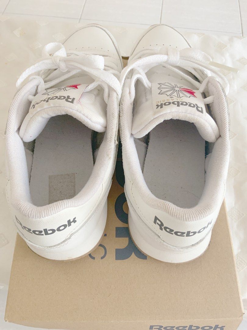 Reebok classic discount sneakers womens