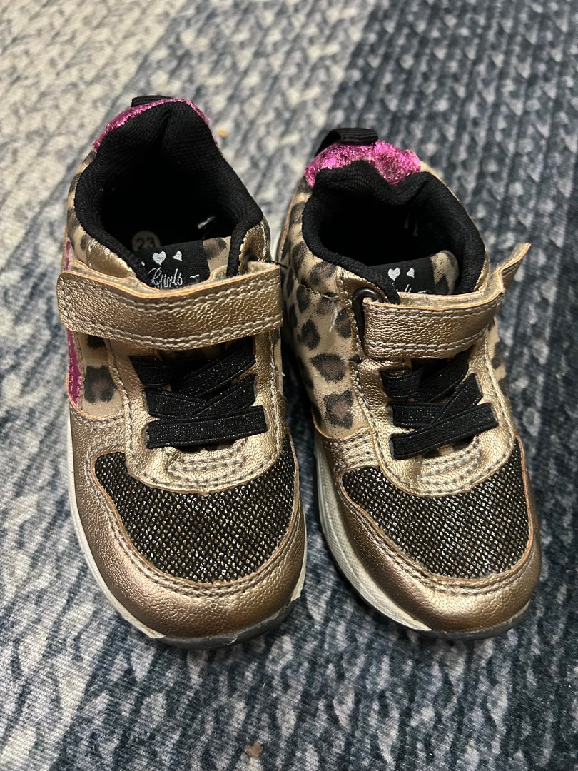 Rubber shoes, Babies & Kids, Babies & Kids Fashion on Carousell