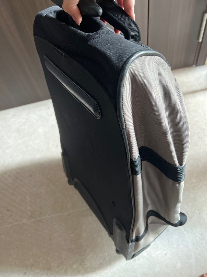 Samsonite 65cm suitcase deals