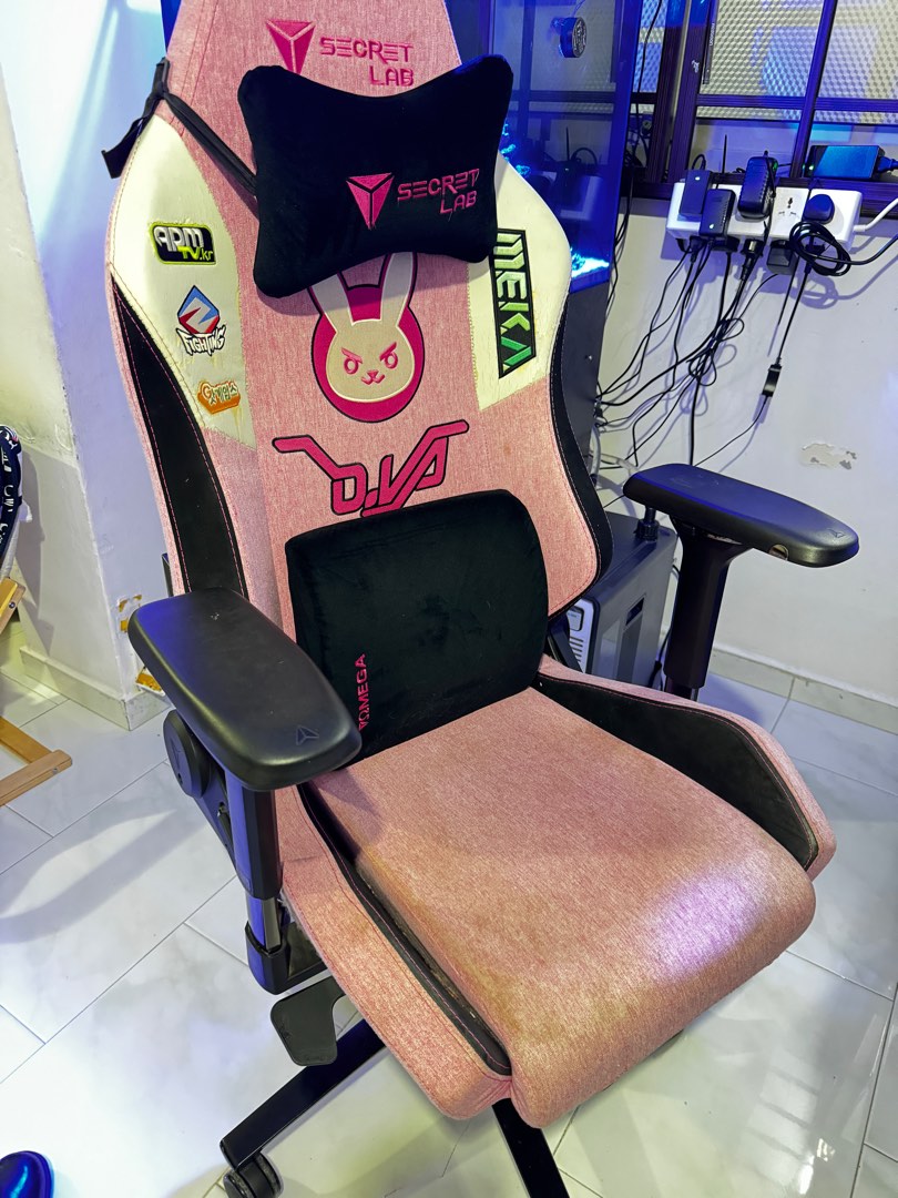 Dva gamer on sale chair