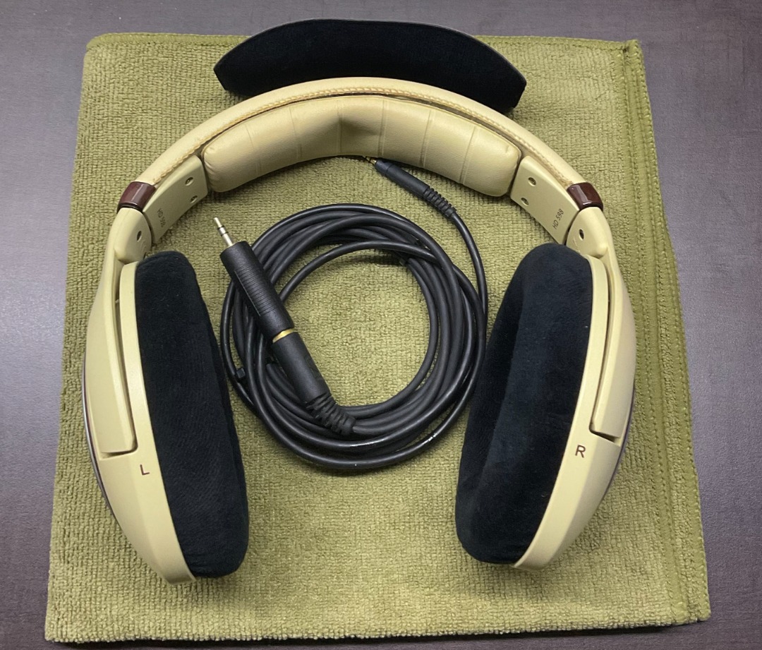 Sennheiser HD598 Audio Headphones Headsets on Carousell