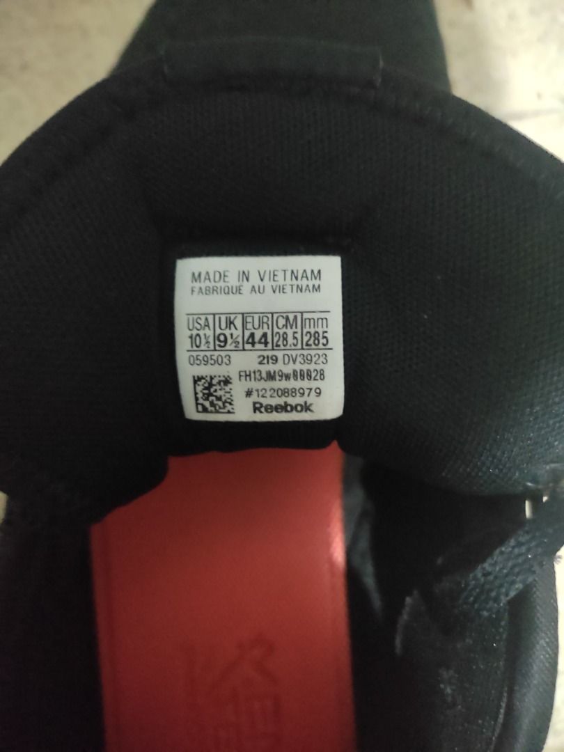 Sepatu Running Reebok Fesyen Pria Sepatu Sneakers di Carousell
