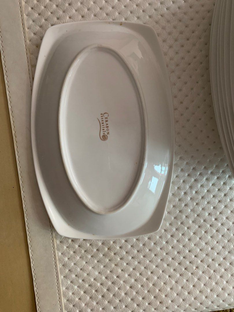 Side dish rectangular (Category: Dinnerware & Cutlery) located in Singapore. Submitted by hanami_12 (Listing ID 1263586375, Image 3). Description: .