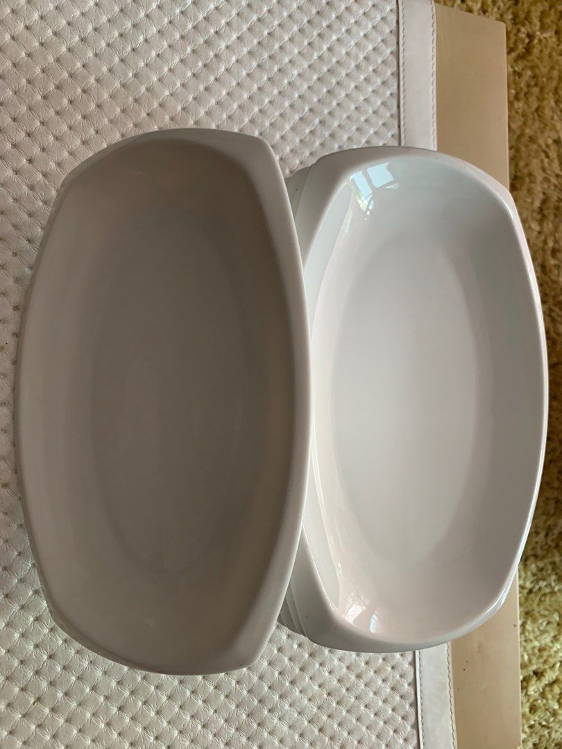 Side dish rectangular (Category: Dinnerware & Cutlery) located in Singapore. Submitted by hanami_12 (Listing ID 1263586375, Image 2). Description: .