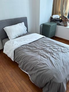 (Category: ) located in . Submitted by gracebuyer (Listing ID 1263663172, Image 1). Description: .