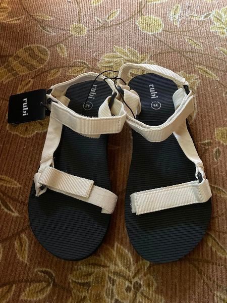 Stormy sporty sandal store