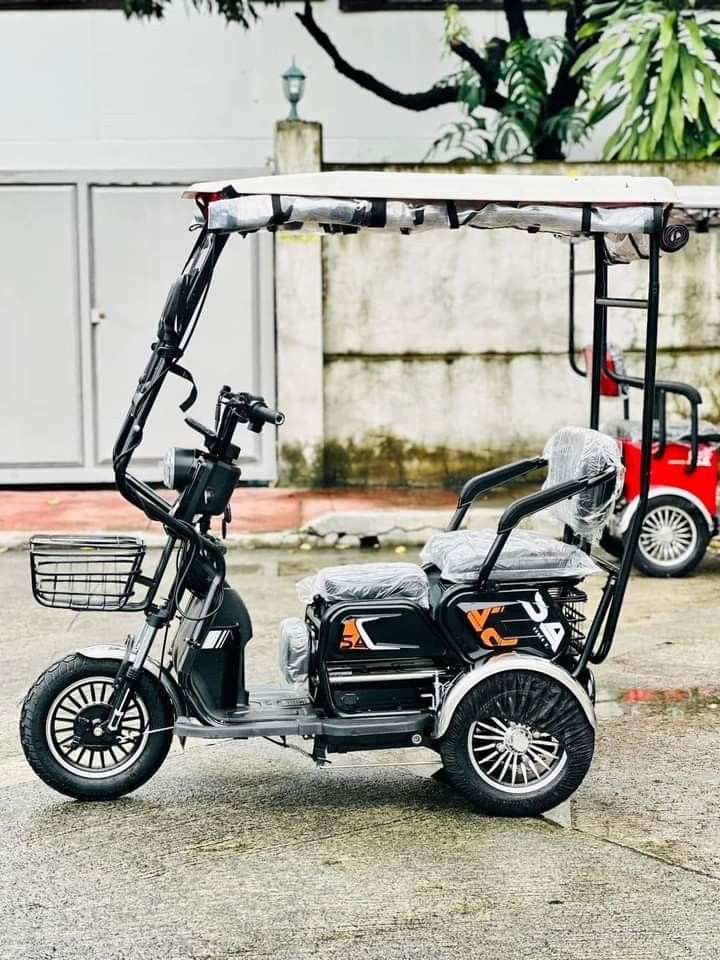 SUPER CODE 001 - 3 WHEELS E-TRIKE WITH ROOF & WINDSHIELD (Category: Bicycles) located in Pasig City. Submitted by gemma_00 (Listing ID 1263597976, Image 1). Description: SUPER CODE 001 - 3 WHEELS E-TRIKE WITH ROOF & WINDSHIELD ₱27,999 💥SALE PRICE 📌Specs ✔️WITH AUTOMATIC WIPER ✔️WITH ROOF & WINDSHIELD ✔️WITH SIDEMIRROR ✔️MAY STORAGE BOX SA LIKOD ✔️3 SEATER WITH CHILD SEAT ✔️With alarm and keys ✔️48V 20ah ( ORIGINAL TIANNENG BATTERY ) ✔️With fron