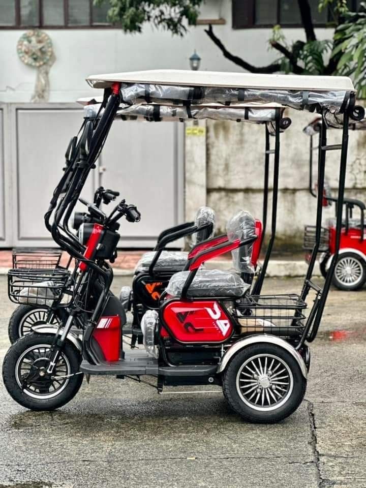 SUPER CODE 001 - 3 WHEELS E-TRIKE WITH ROOF & WINDSHIELD (Category: Bicycles) located in Pasig City. Submitted by gemma_00 (Listing ID 1263597976, Image 3). Description: SUPER CODE 001 - 3 WHEELS E-TRIKE WITH ROOF & WINDSHIELD ₱27,999 💥SALE PRICE 📌Specs ✔️WITH AUTOMATIC WIPER ✔️WITH ROOF & WINDSHIELD ✔️WITH SIDEMIRROR ✔️MAY STORAGE BOX SA LIKOD ✔️3 SEATER WITH CHILD SEAT ✔️With alarm and keys ✔️48V 20ah ( ORIGINAL TIANNENG BATTERY ) ✔️With fron
