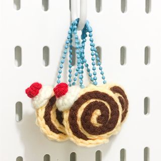 Swiss Roll Cake Pudding Crochet Sanrio Sonny Angel Sylvanian Family Smiski
