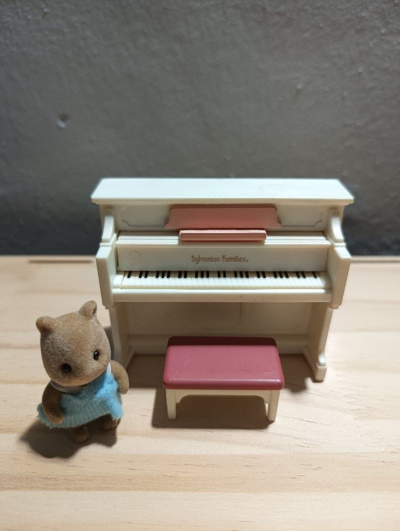 Sylvanian Families Piano Set