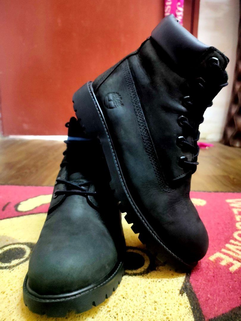 Womens all 2025 black timbs