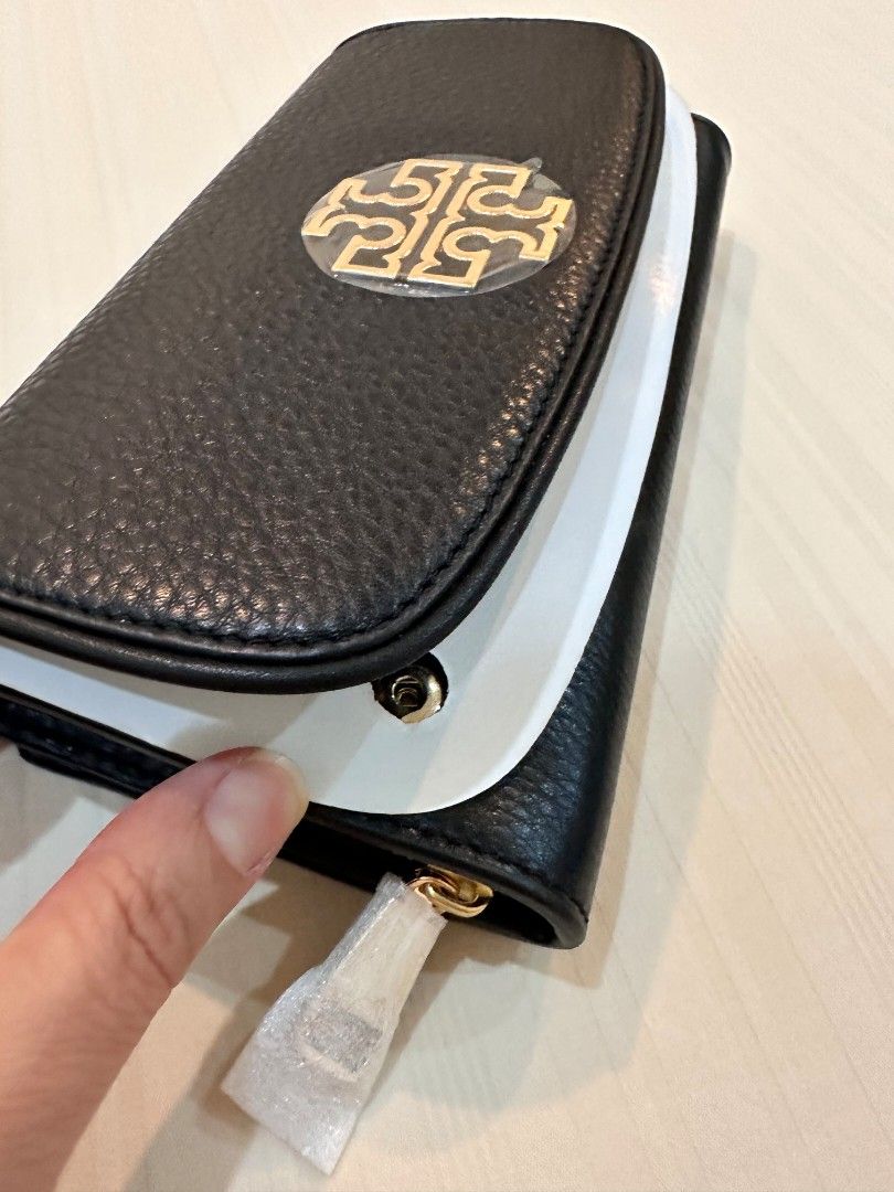 Tory burch britten store duo envelope continental wallet