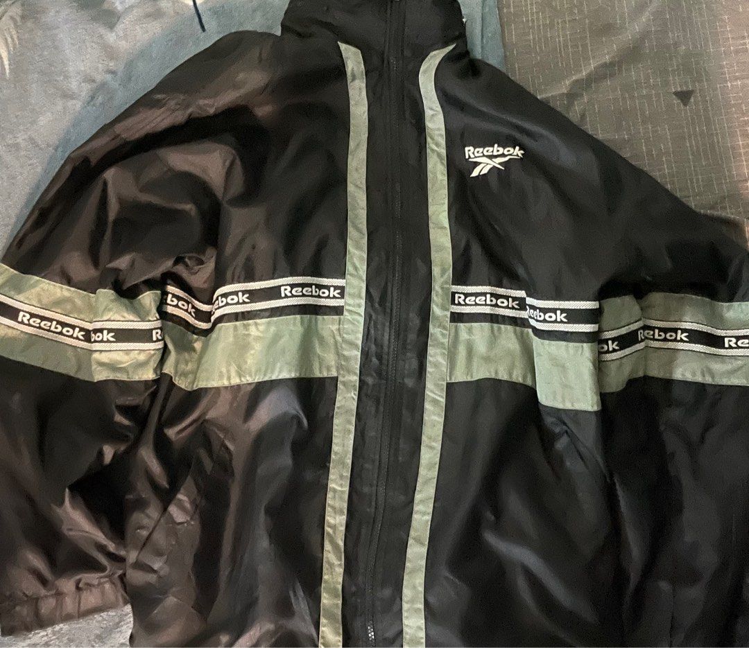Reflective outlet mens windbreaker