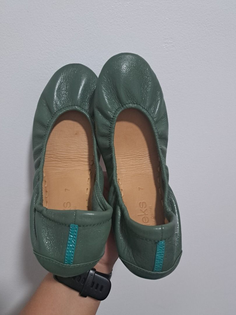 Used tieks hotsell size 7