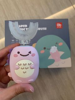 U-shaped electric toothbrush for toddlers babies