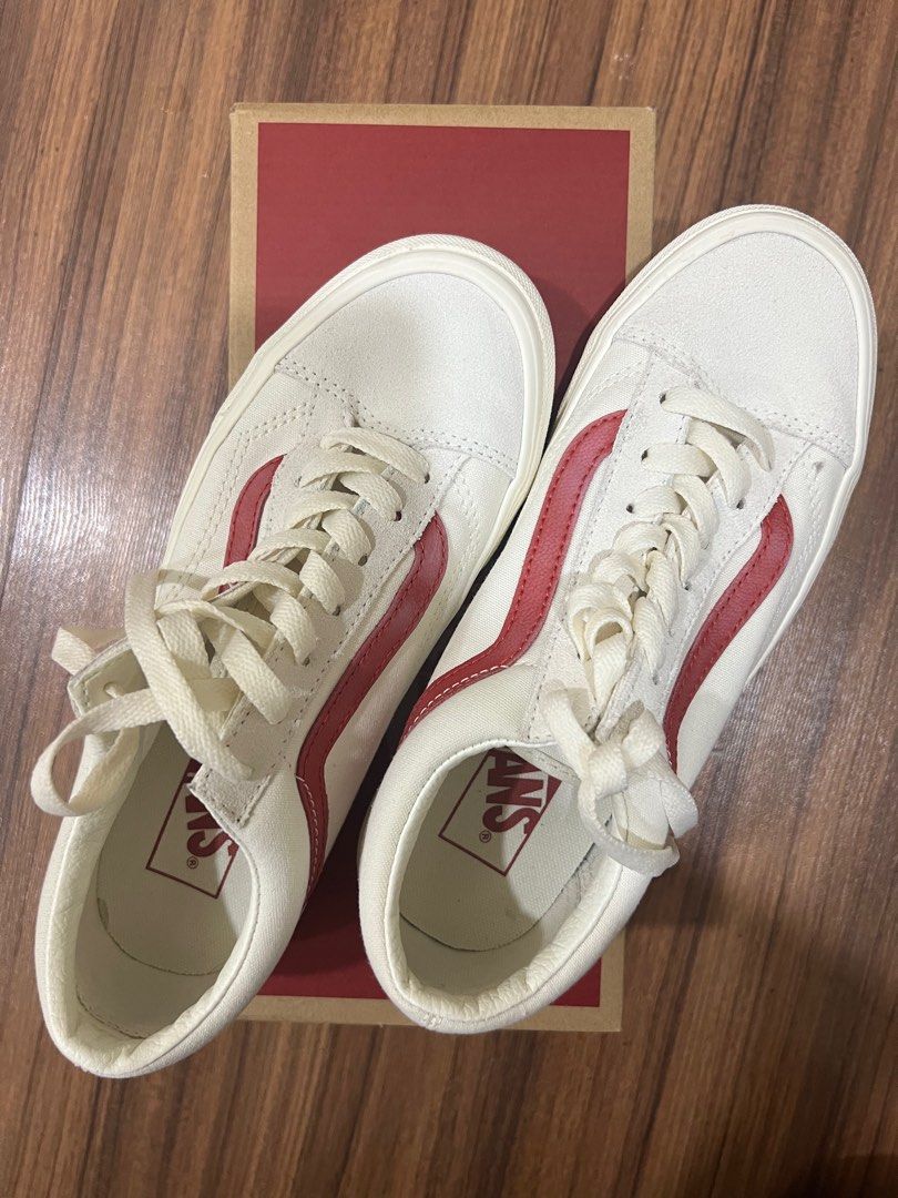 Vans Marshmallow Red. UK4.5