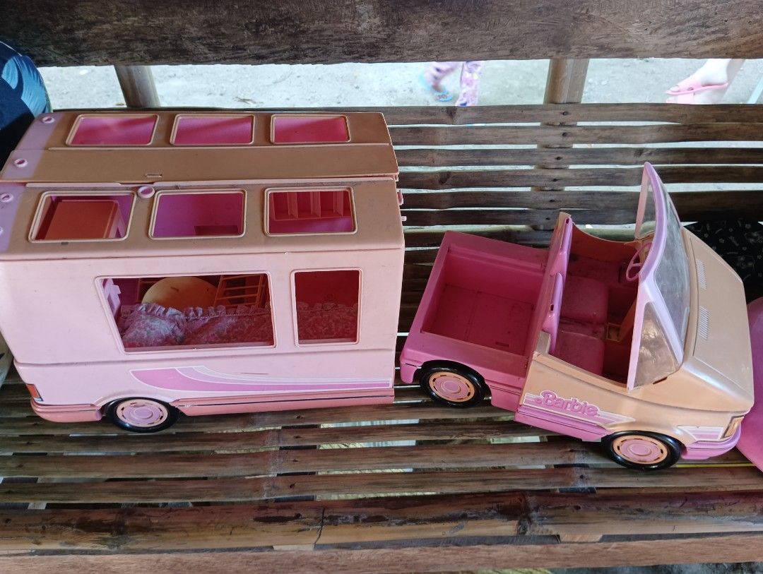 Barbie camper store van vintage