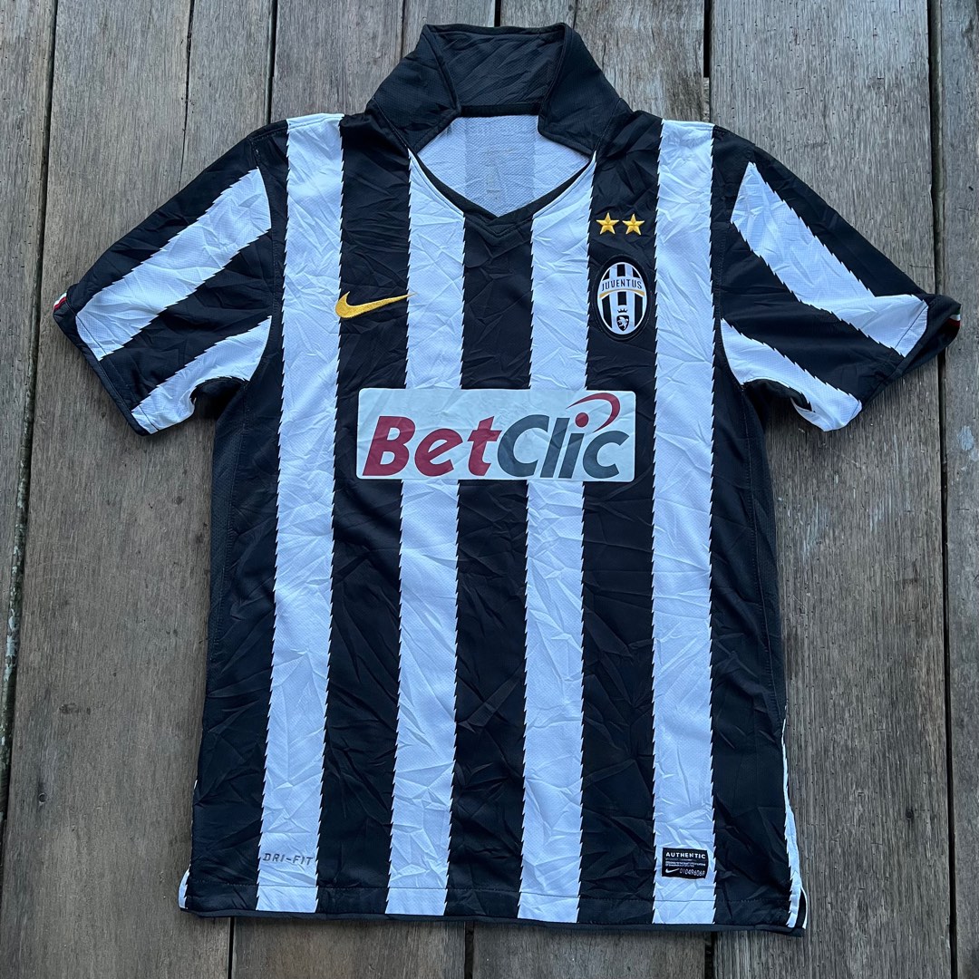 Juventus kit 2025 2010