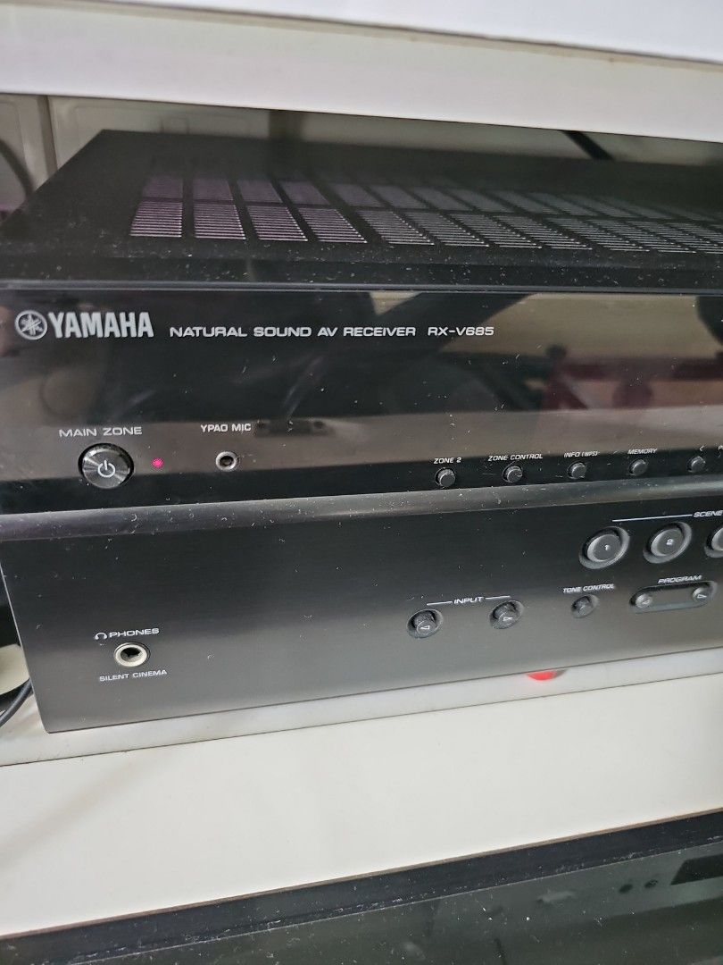 Yamaha RXV685 7.2 Atmos Av receiver, Audio, Soundbars, Speakers